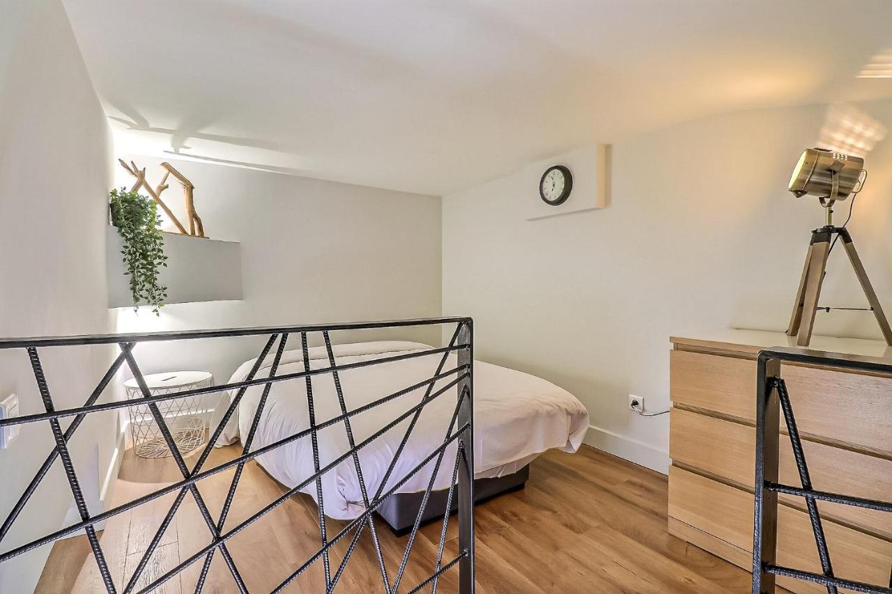 Appart Cosy Terrasse Gare De Nimes Apartment Exterior photo