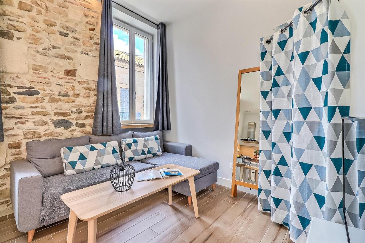Appart Cosy Terrasse Gare De Nimes Apartment Exterior photo